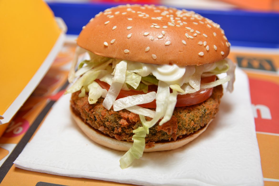 Prvi Vegetarijanski Burger U Ponudi McDonald’sa U Srbiji - Biznis I ...